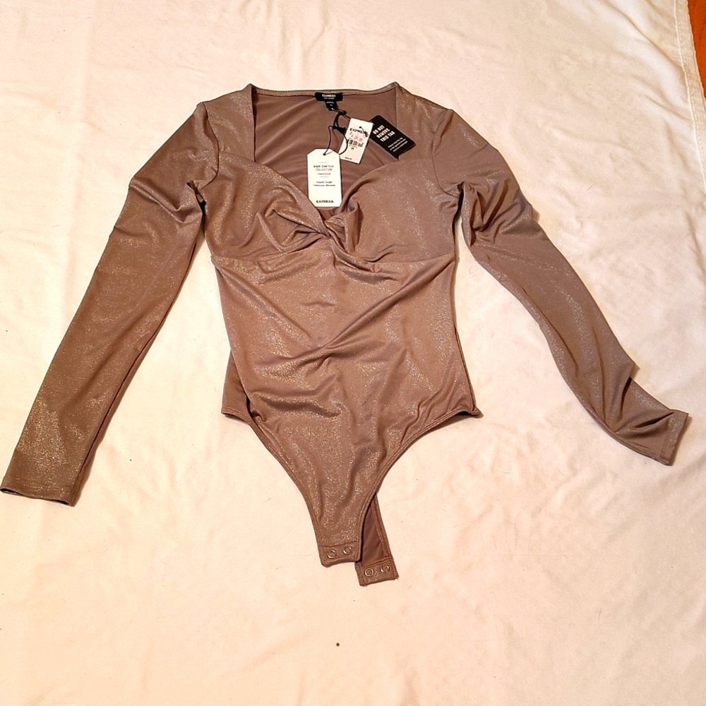 Express Body Contour Front Twist Metallic Long Sleeve Thong Snap Bodysuit